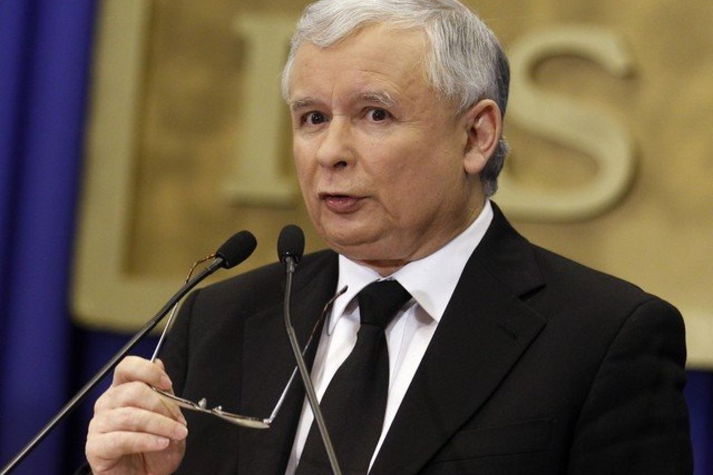 J.Kaczynskis pažymėjo, jeigu jis būtų premjeras, nieko panašaus nebūtų leidęs.