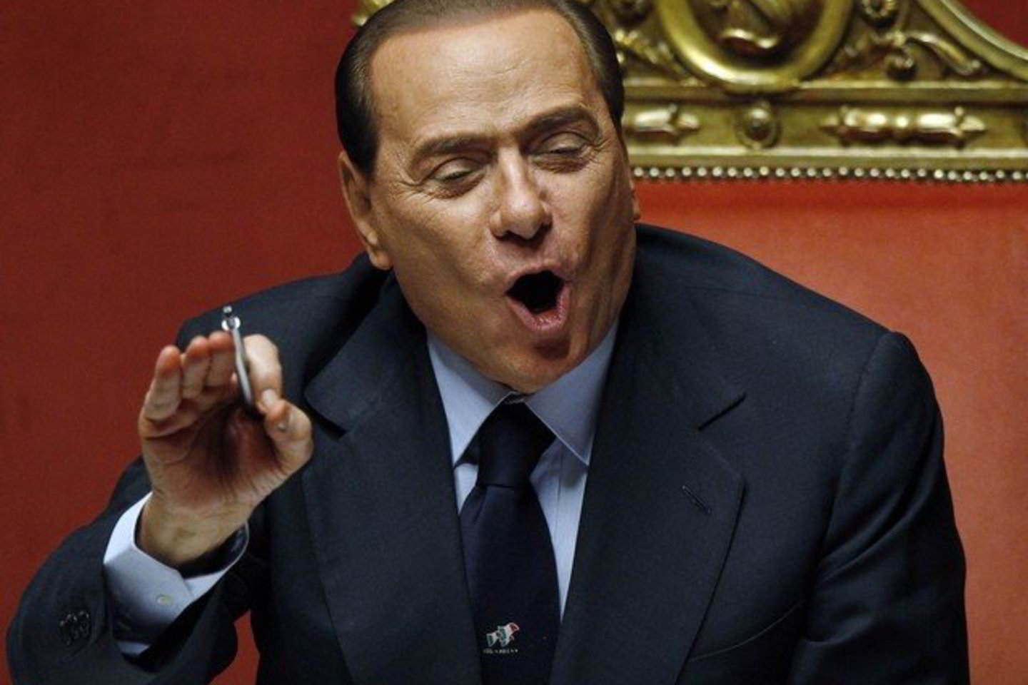 S.Berlusconi prisipažino skambinęs policijai dėl minėtosios merginos, tačiau neigia nusikaltęs ar viršijęs savo įgaliojimus.