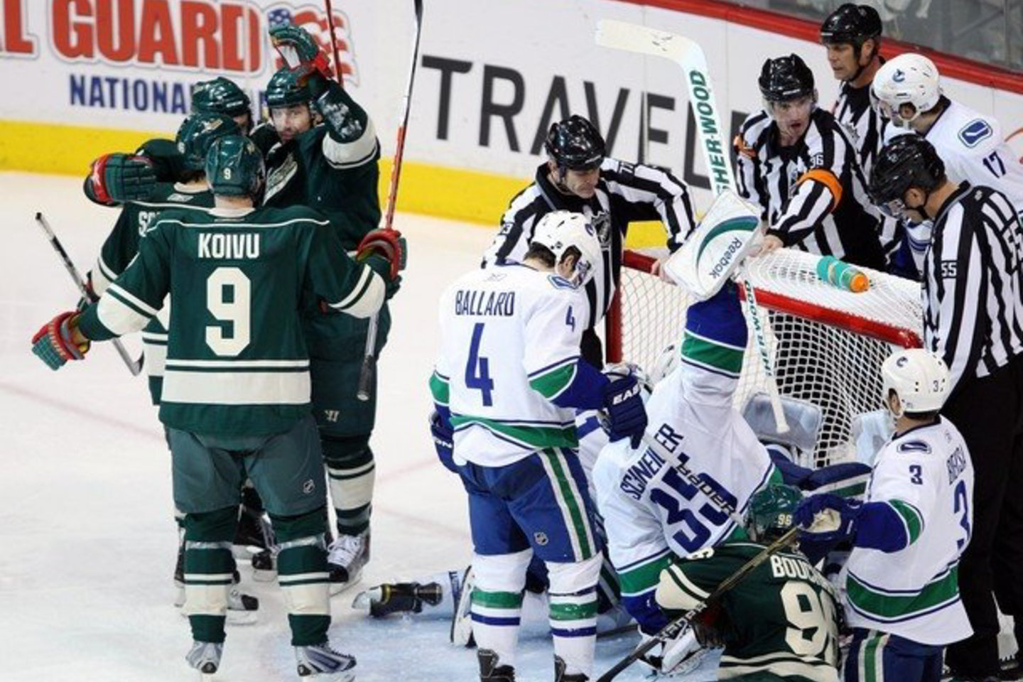 „Canucks“ komanda pralaimėjo Minesotos „Wild“ ekipai.