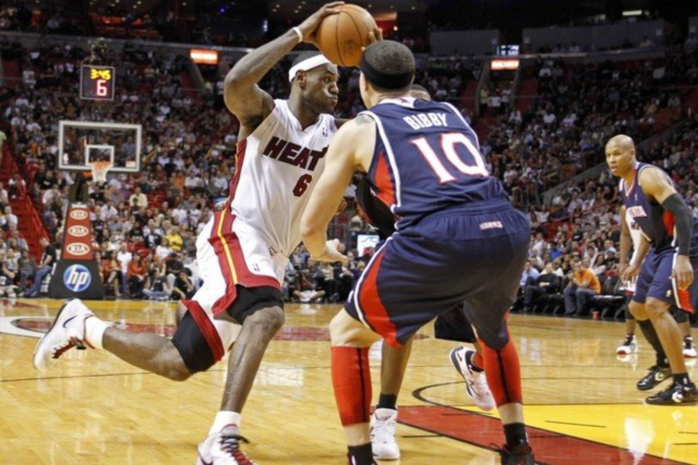 34 taškus į svečių krepšį įmetė LeBronas Jamesas.
