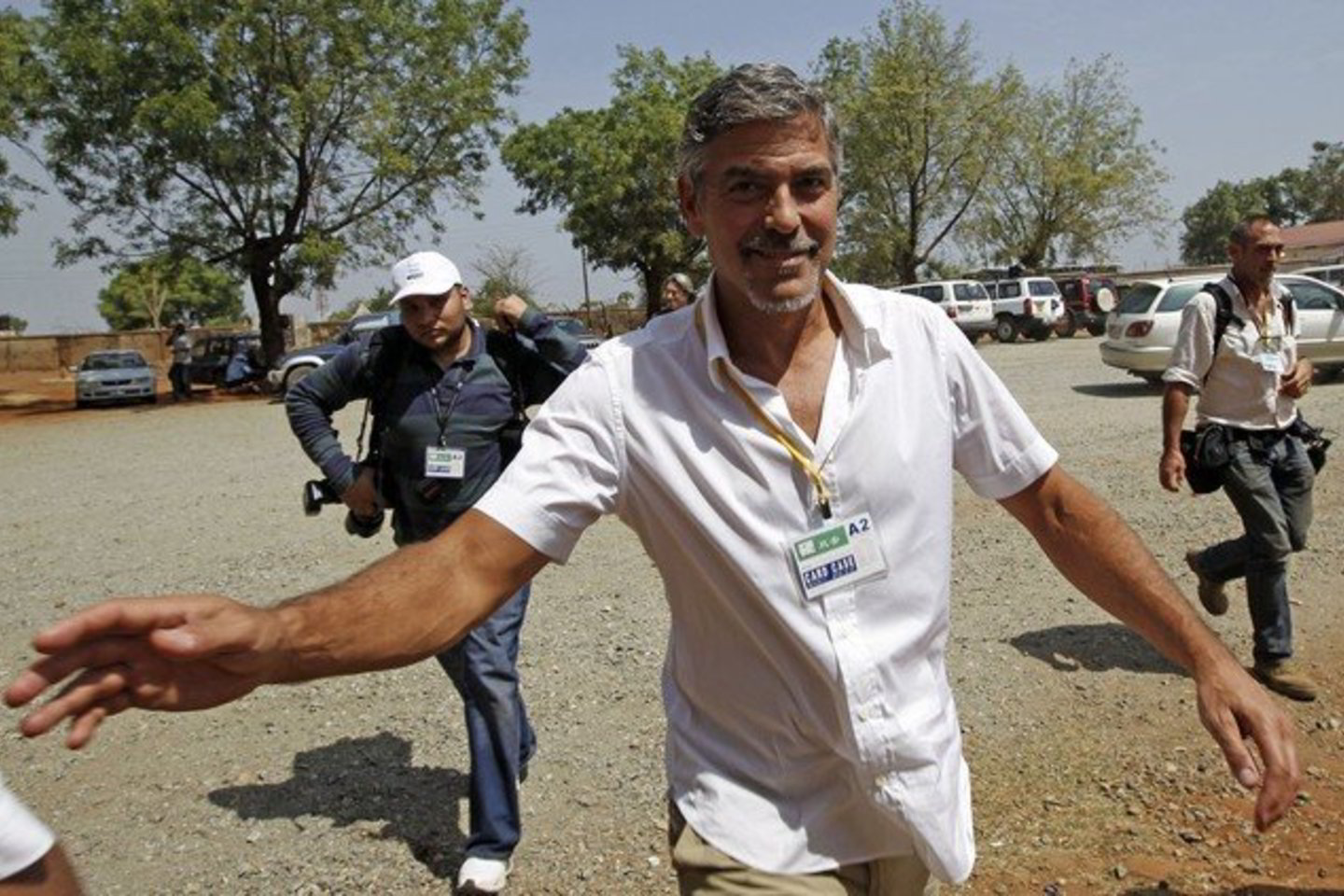 Į karų nukankintą šalį G.Clooney važiuoja dažnai.