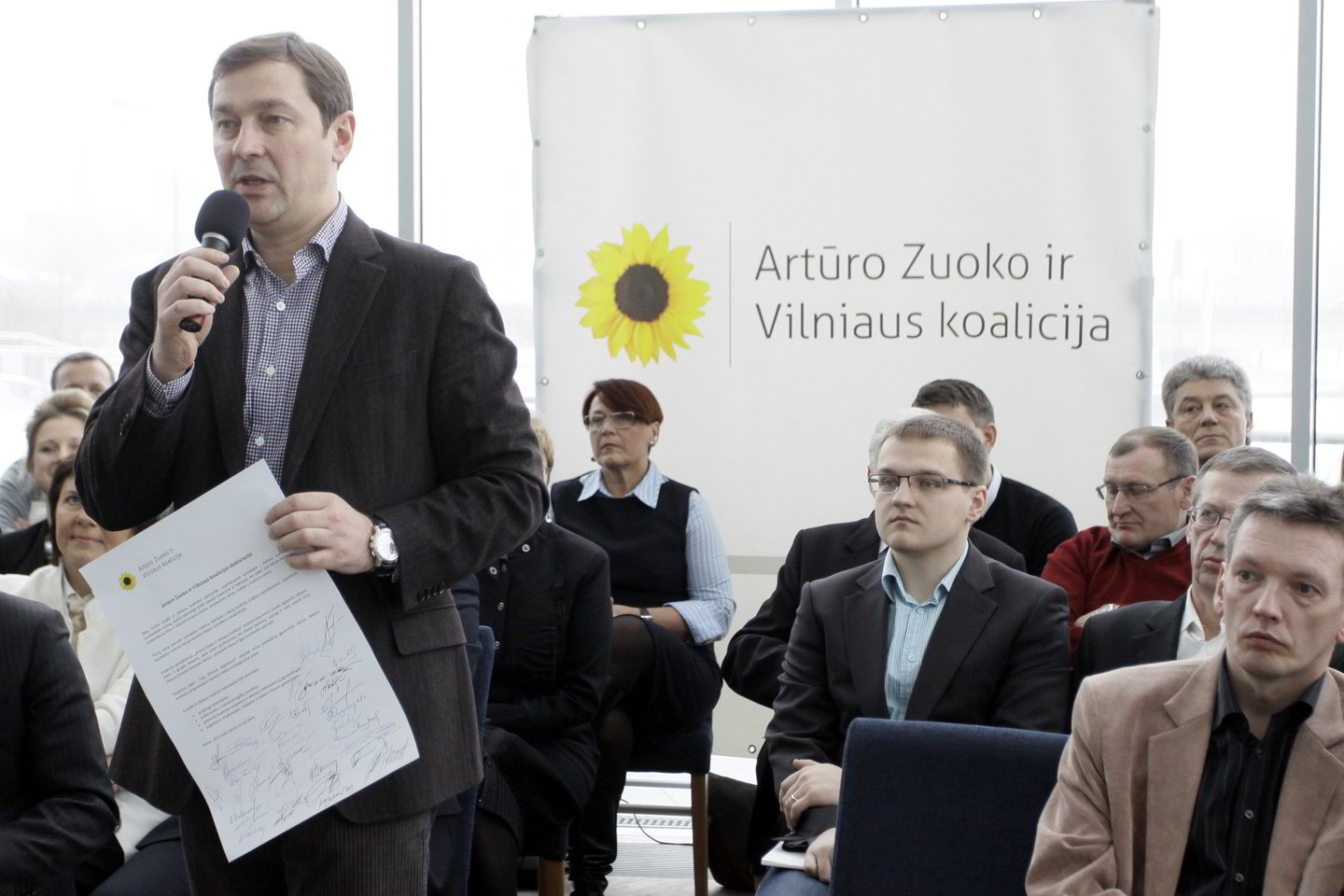 A.Zuoko ir Vilniaus koalicijos nariai - penkiasdešimt įvairių sričių specialistų.