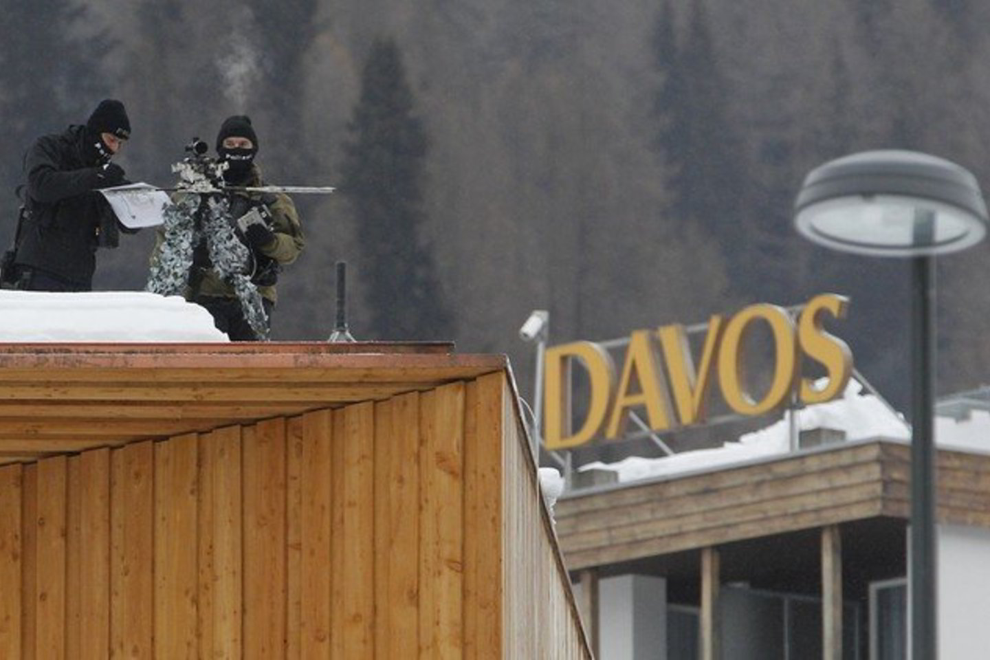Pasaulio ekonomikos forumo dalyvių saugumu Davose rūpinsis 5 tūkst. karių.