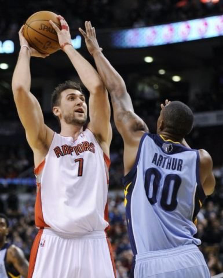"Raptors" komandai Andrea Bargnani pelnė 29 taškus.