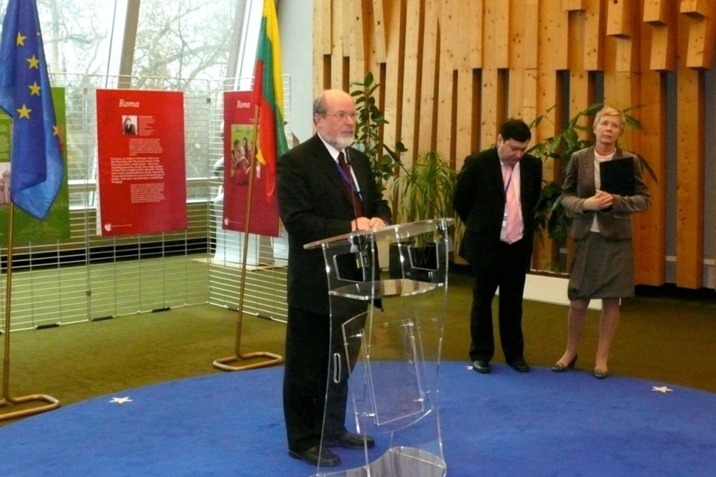 Parodą atidarė Lietuvos nuolatinis atstovas prie Europos Tarybos ambasadorius G.Šerkšnys.