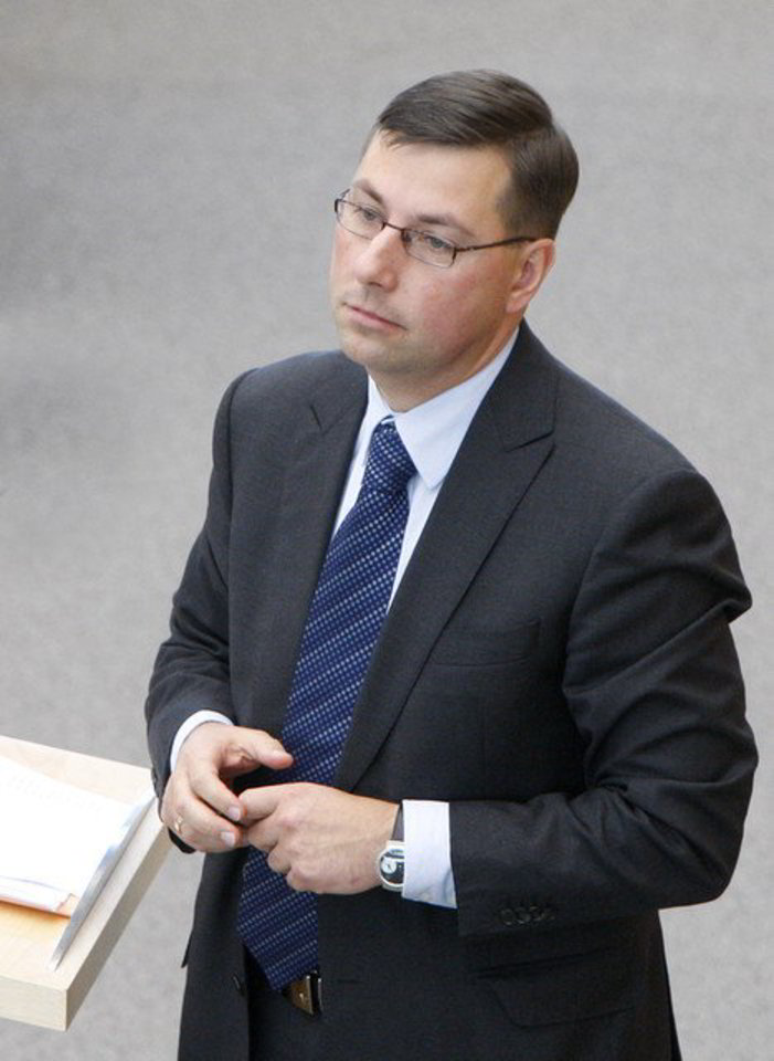 Anot G.Steponavičiaus, pereinamojo laikotarpio pratęsimas yra žalingas ir Lietuvos ekonominiams interesams.