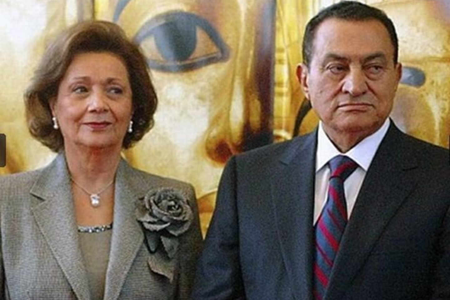Suzanne ir Hosni Mubarakai susilaukė dviejų sūnų.