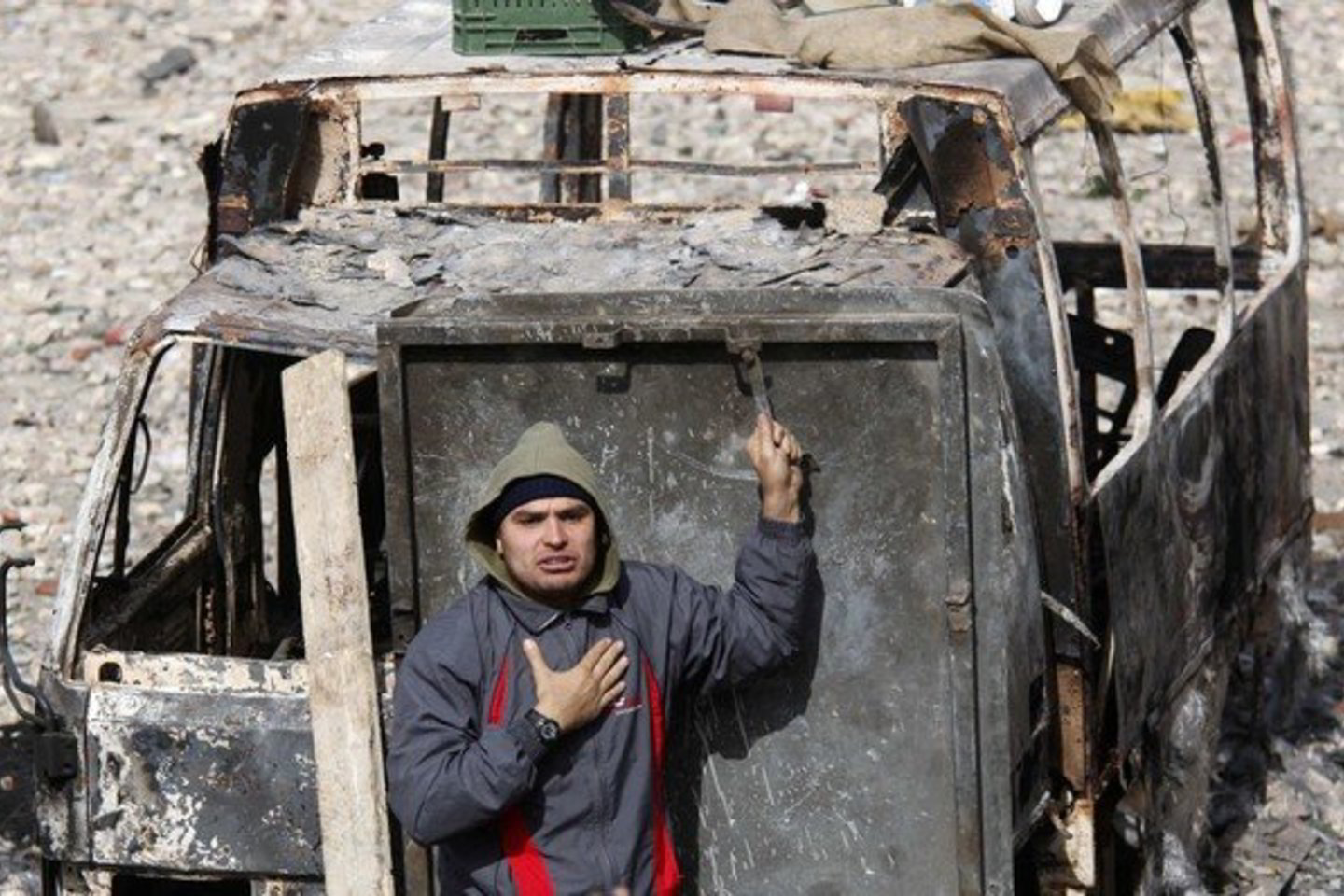 Egipto akcijų rinka per dvi protesto dienas neteko 12 mlrd. JAV dolerių, po to prekyba Egipto biržoje buvo nutraukta.