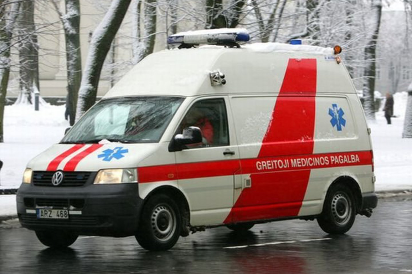 Eismo įvykio metu sužalota GMP automobiliu važiavusi felčerė D.B.