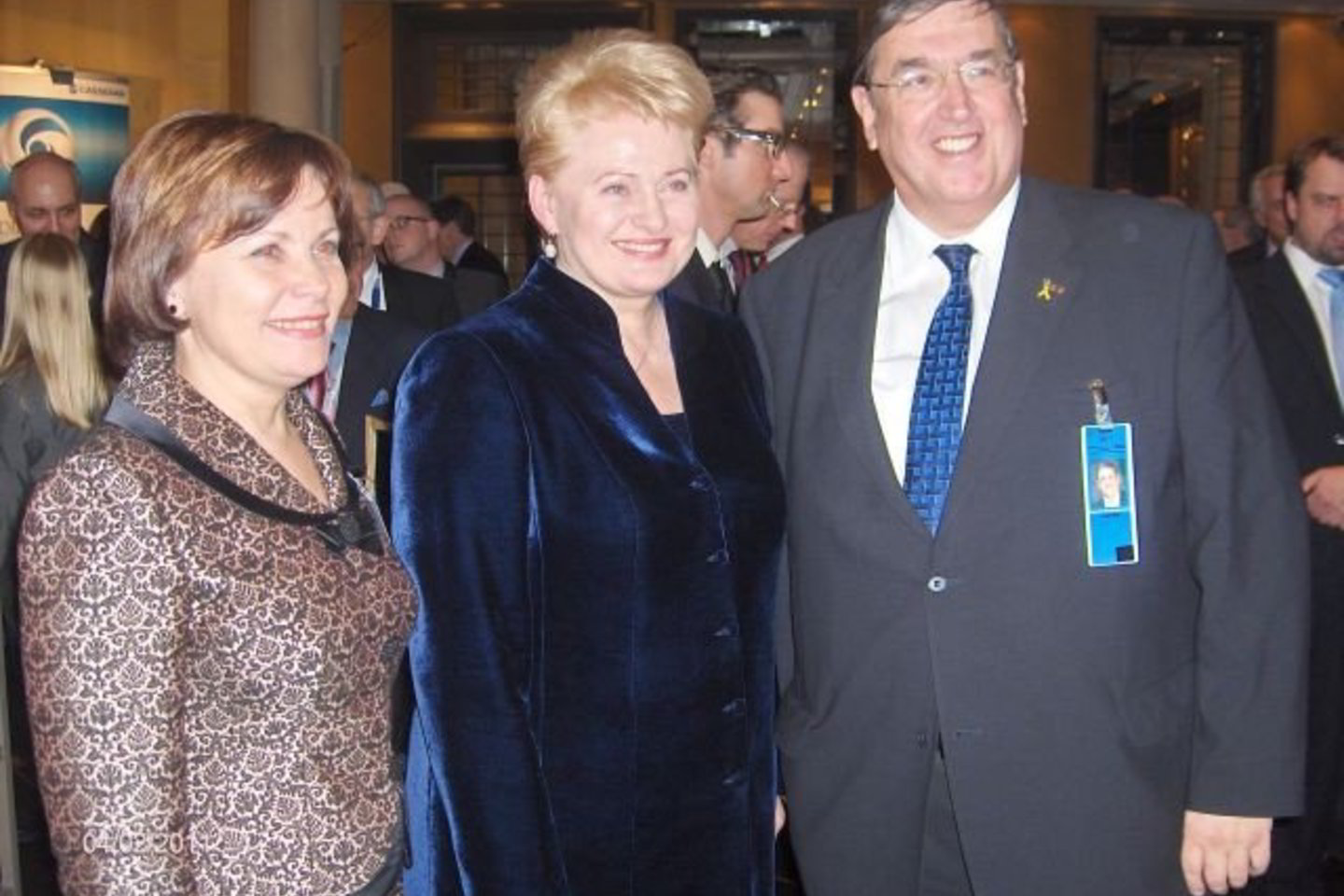 Krašto apsaugos ministrė R.Juknevičienė, prezidentė D.Grybauskaitė ir NATO parlamentinės asamblėjos pirmininkas K.Lamersas.