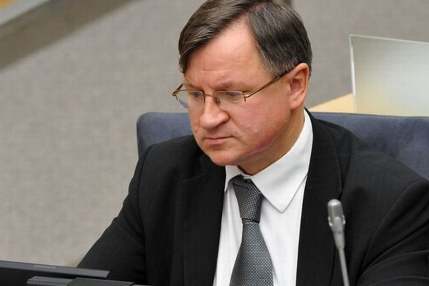 E.Vareikis garsėja kaip vienas daugiausia keliaujančių parlamentarų.
