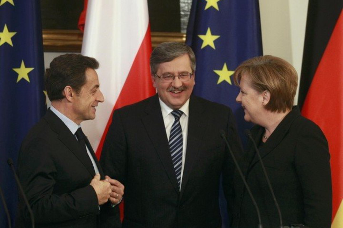 Lenkijos vadovas (centre) iš N.Sarkozy ir A.Merkel išgirdo pasiūlymų.