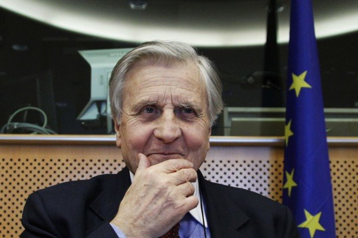 ECB prezidentas J.C.Trichet patikino kad bankas ir toliau atidžiai stebės paspartėjusios infliacijos įrodymus.