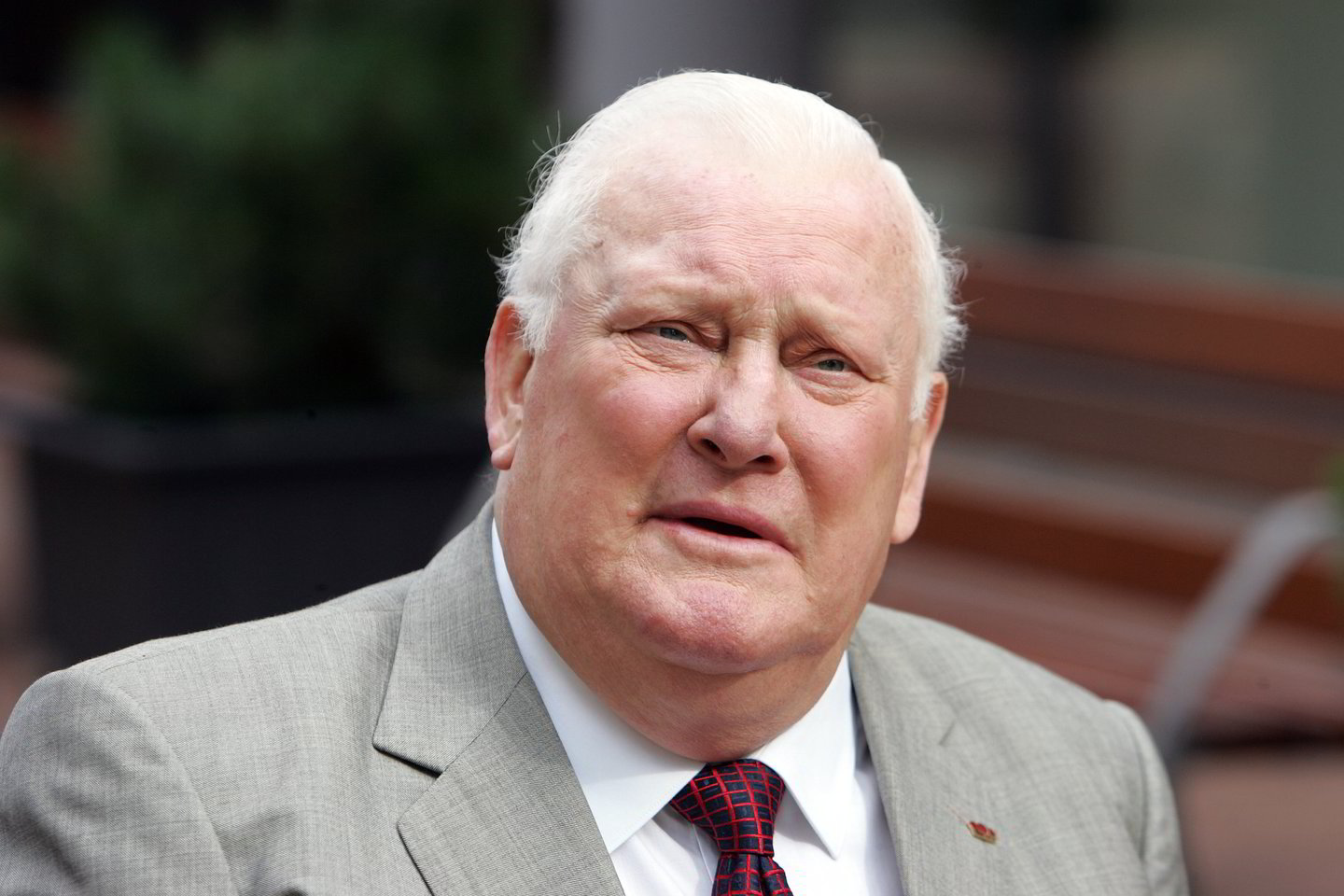 Pirmasis tiesiogiai išrinktas Lietuvos prezidentas A.M.Brazauskas po sunkios ligos mirė pernai birželio 26 dieną Vilniuje.