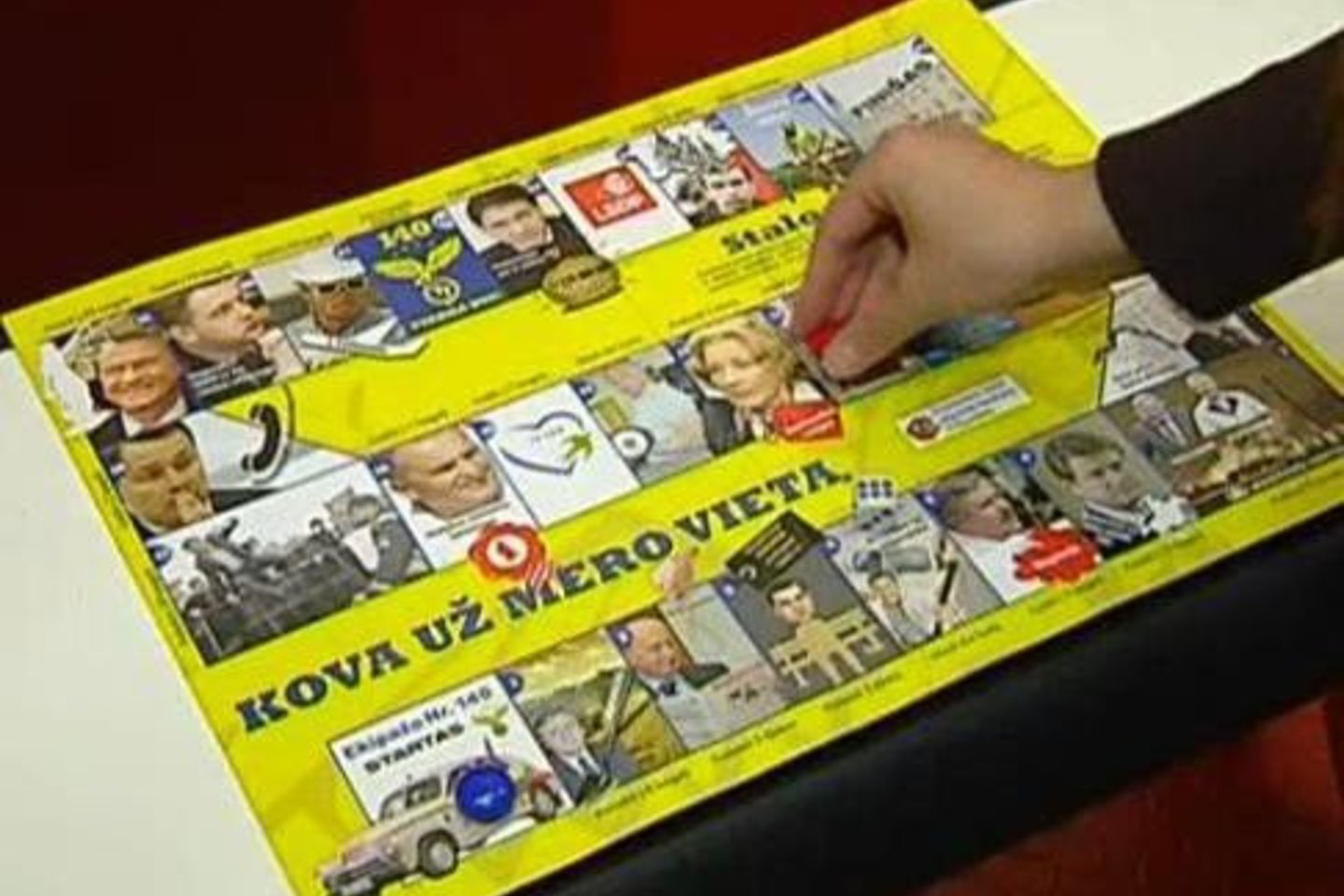 „Tvarka ir teisingumas“ rinkėjus vilioja stalo žaidimais, kuriuose politiniams oponentams negailima kandžių epitetų.