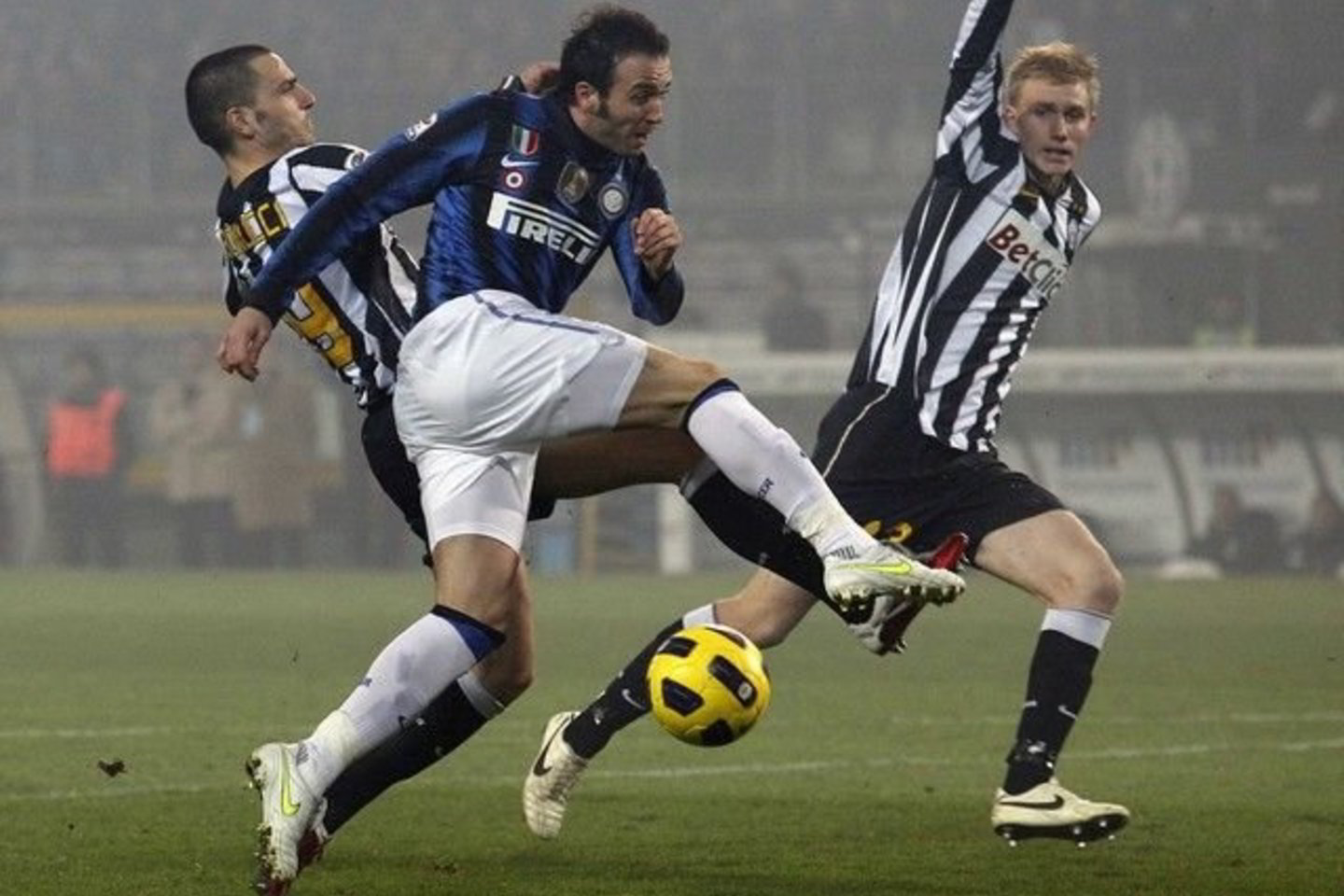 „Inter“ futbolininkus turnyro lentelėje aplenkė į trečią vietą pakilusi Romos „Lazio“.