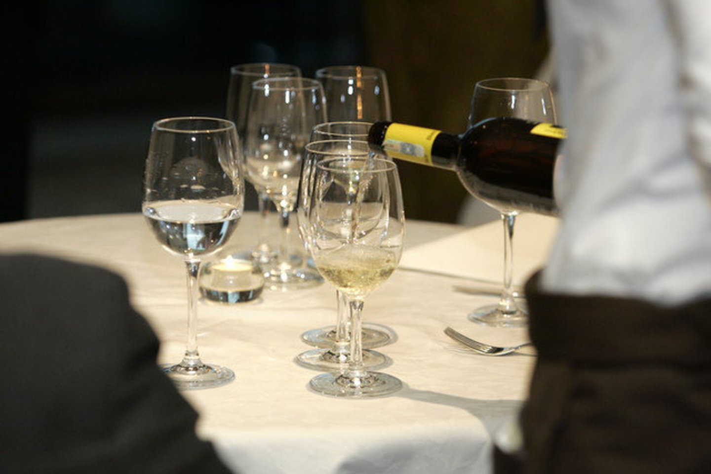 Skaičiuojama, kad per metus lietuvis suvartoja 15,03 litro alkoholio.