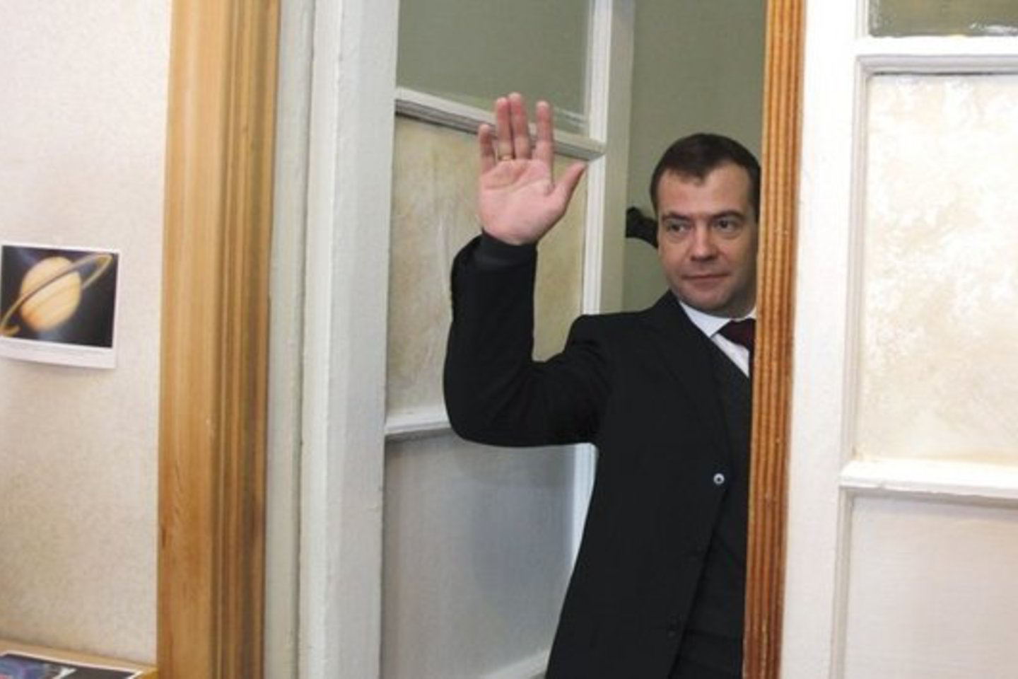 Buvęs „Jukos“ vadovas pažymėjo, kad „kartais netgi su simpatija“ žiūri į dabartinį šalies vadovą Dmitrijų Medvedevą.