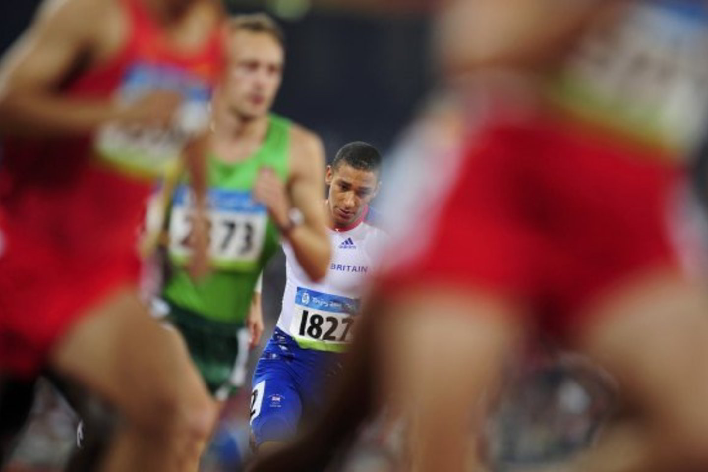 V.Kozlovas 800 m vyrų B bėgime finišavo antras.