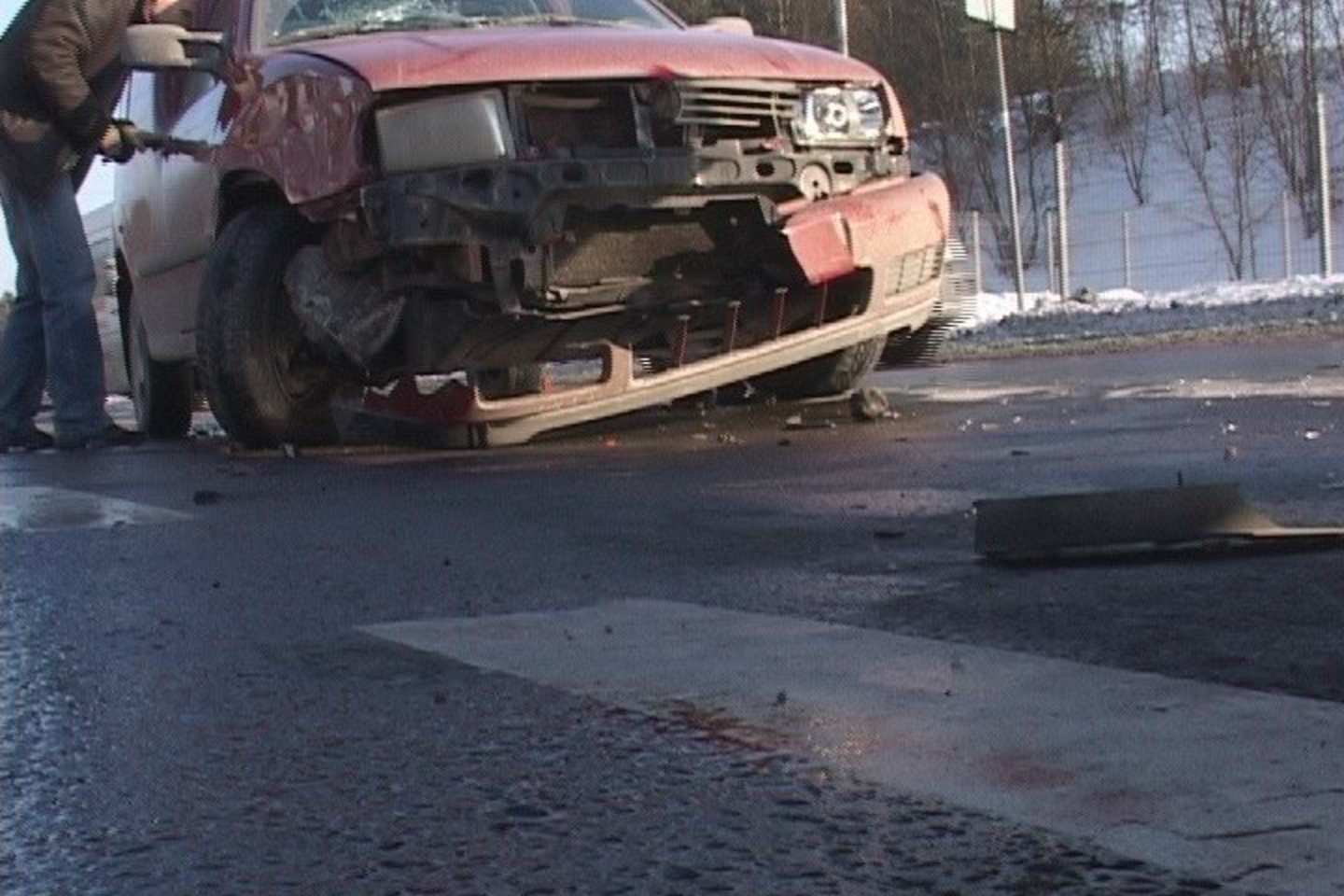Vilniaus Narbuto gatvėje automobilis partrenkė pėstįjį.