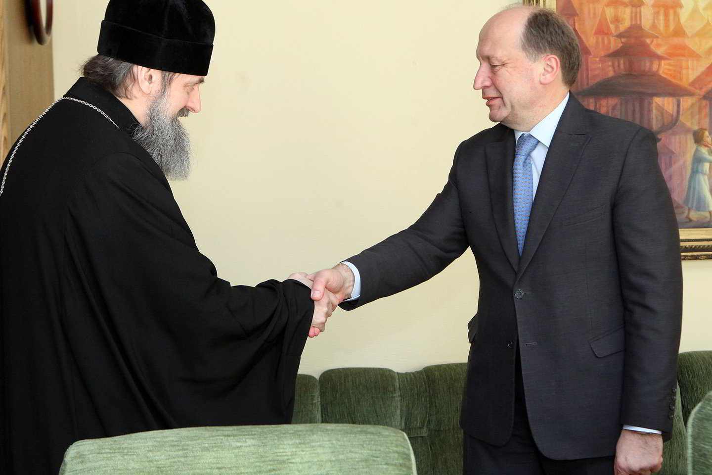 Premjeras Rusijos Stačiatikių bažnyčios arkivyskupą Lietuvoje palinkėjo sėkmės naujose atsakingose pareigose ir įteikė oficialų pasveikinimą.