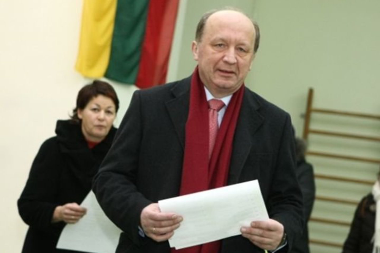 Premjeras konkrečiai neatsakė, kiek mandatų praradimą laikytų pralaimėjimu.