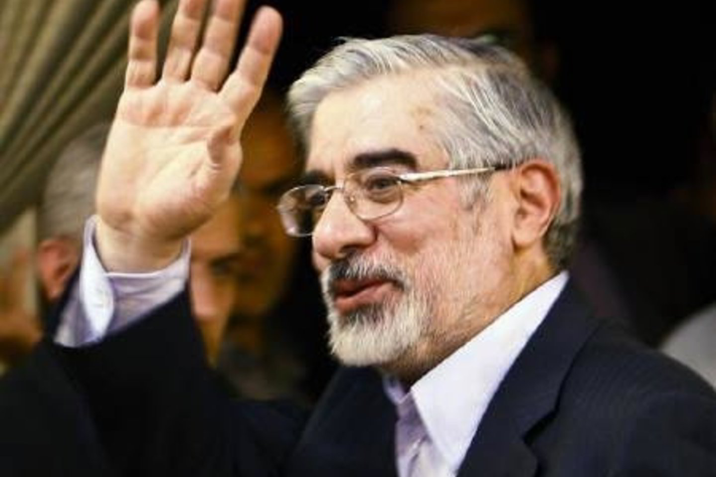Protestų metu M.H.Mousavi buvo įkalintas savo namuose.