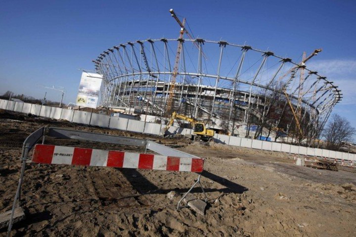 Lenkijoje vis dar vyksta stadionų statybos.