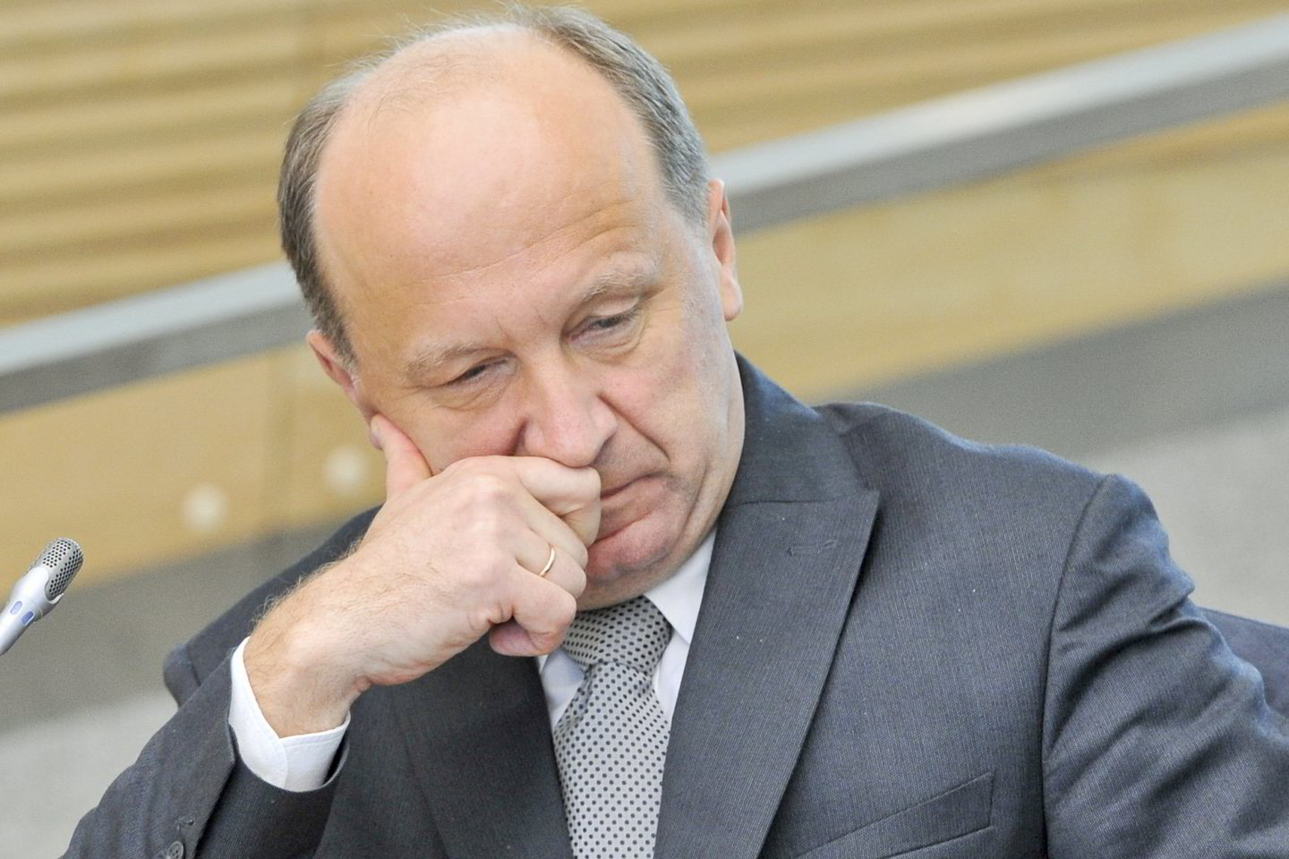 Koalicijos partneriai skubina A.Kubilių išspręsti D.Kreivio klausimą.