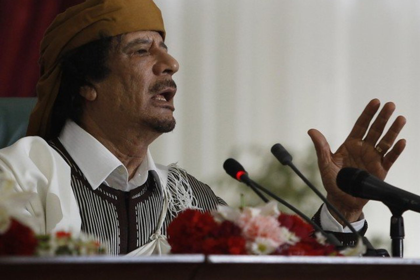M. Gaddafi tvirtina su sukilėliais kovosiąs iki paskutinio kraujo lašo.