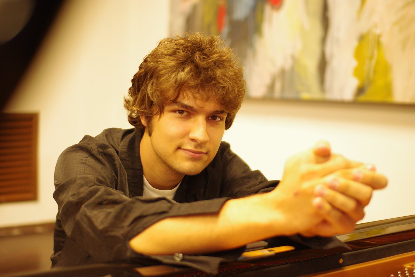 Lukas Geniušas gimė keturių kartų muzikų šeimoje.