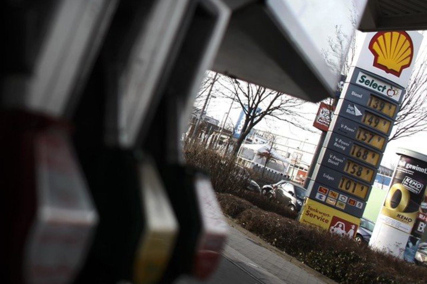 „Shell“ tapo viena pirmųjų naftos ir dujų kompanijų, kuri evakavo iš Libijos savo darbuotojus.