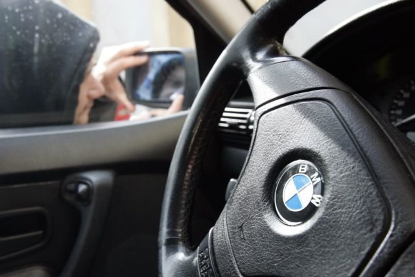 Mašinų vagys į Lietuvą bandė pargabenti BMW automobilius.