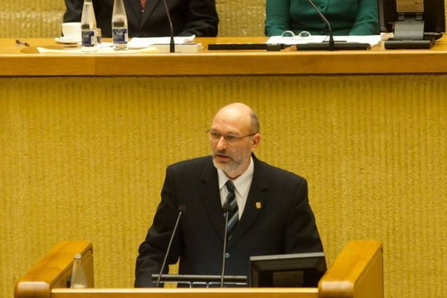"Lengvų laikų ir lengvo gyvenimo nebūna. Gyvenimas visada yra sunkus", - mano S.Pečeliūnas.