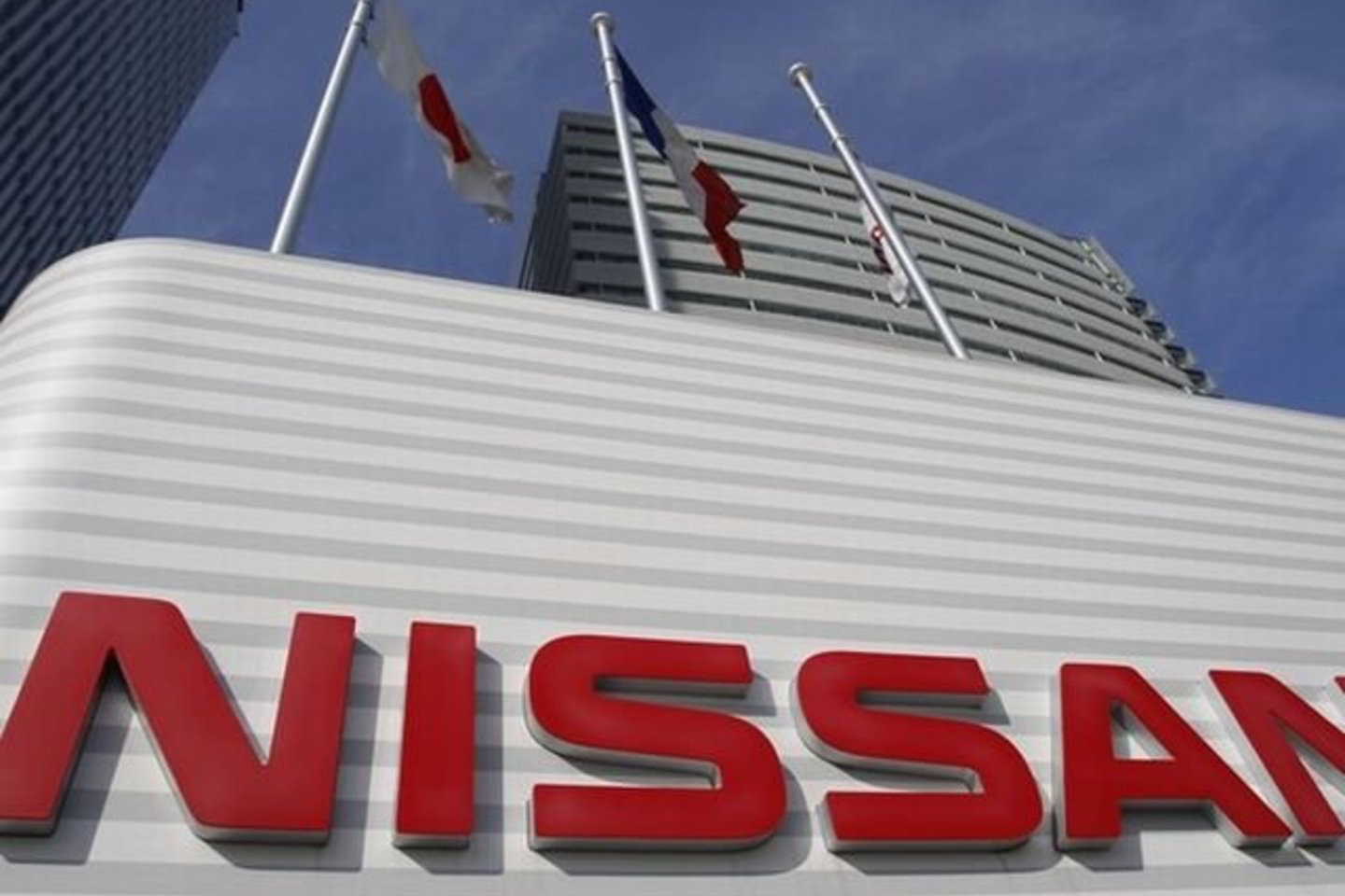 Penktadienį po galingų požeminių smūgių kai kuriose „Nissan“ įmonėse Fukusimos ir Totigio prefektūrose kilo gaisrai.