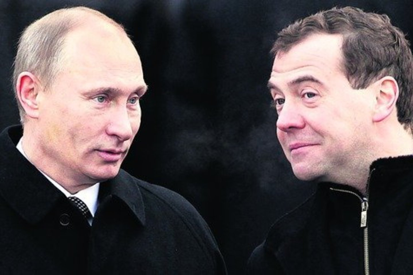 Apie tariamą D.Medvedevo (dešinėje) ir V.Putino konkurenciją kalbama jau seniai. Be to, seniai spėliojama, ar V.Putinas sugrįš į prezidento postą per 2012 metų rinkimus.