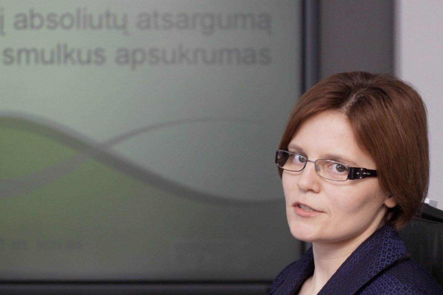 J.Varanauskienė sako, kad pamažu dingsta gyventojų baimė ilgam laikui įšaldyti pinigus.