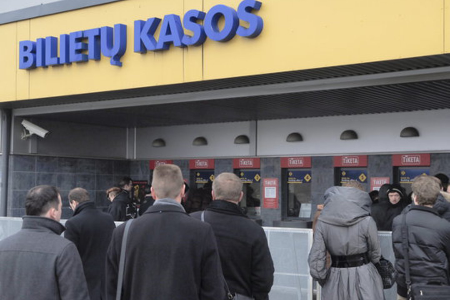 Žadėtų bilietų negavę krepšinio sirgaliai kreipėsi į Valstybinę vartotojų teisių apsaugos tarnybą.
