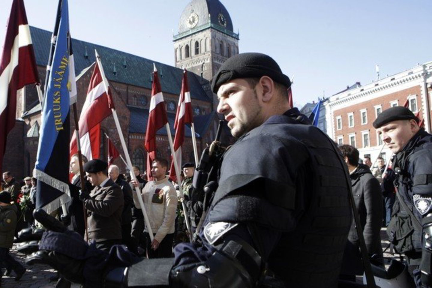 Kovo 16-ąją latvių legiono veteranų ir jiems prijaučiančių žmonių vieši renginiai kasmet sukelia didžiulį ažiotažą ir Latvijoje, ir užsienyje.
