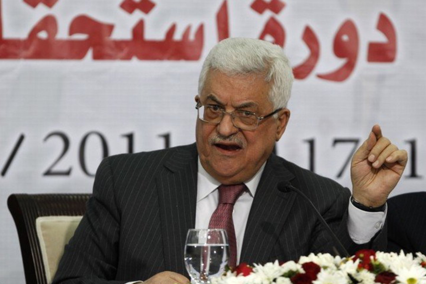 M.Abbasas siekia įtikinti „Hamas“ iki rugsėjo surengti prezidento ir parlamento rinkimus, kurie jau seniai būtini.