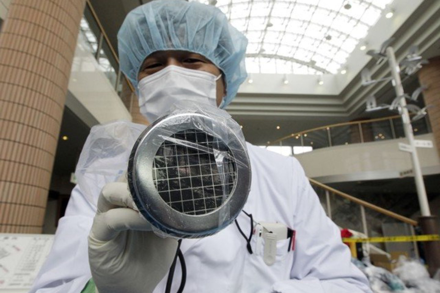 Anot Radiacinės saugos centro specialistų, trečiadienį pirmoje dienos pusėje dėl įvykių Japonijoje grėsmės Lietuvos gyventojų apšvitai ir sveikatai nėra.