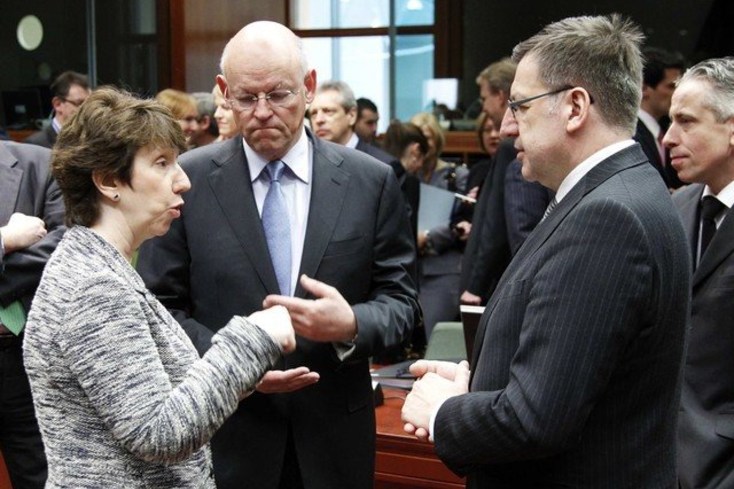 ES šalių užsienio politikos vadovai susitinka Briuselyje.