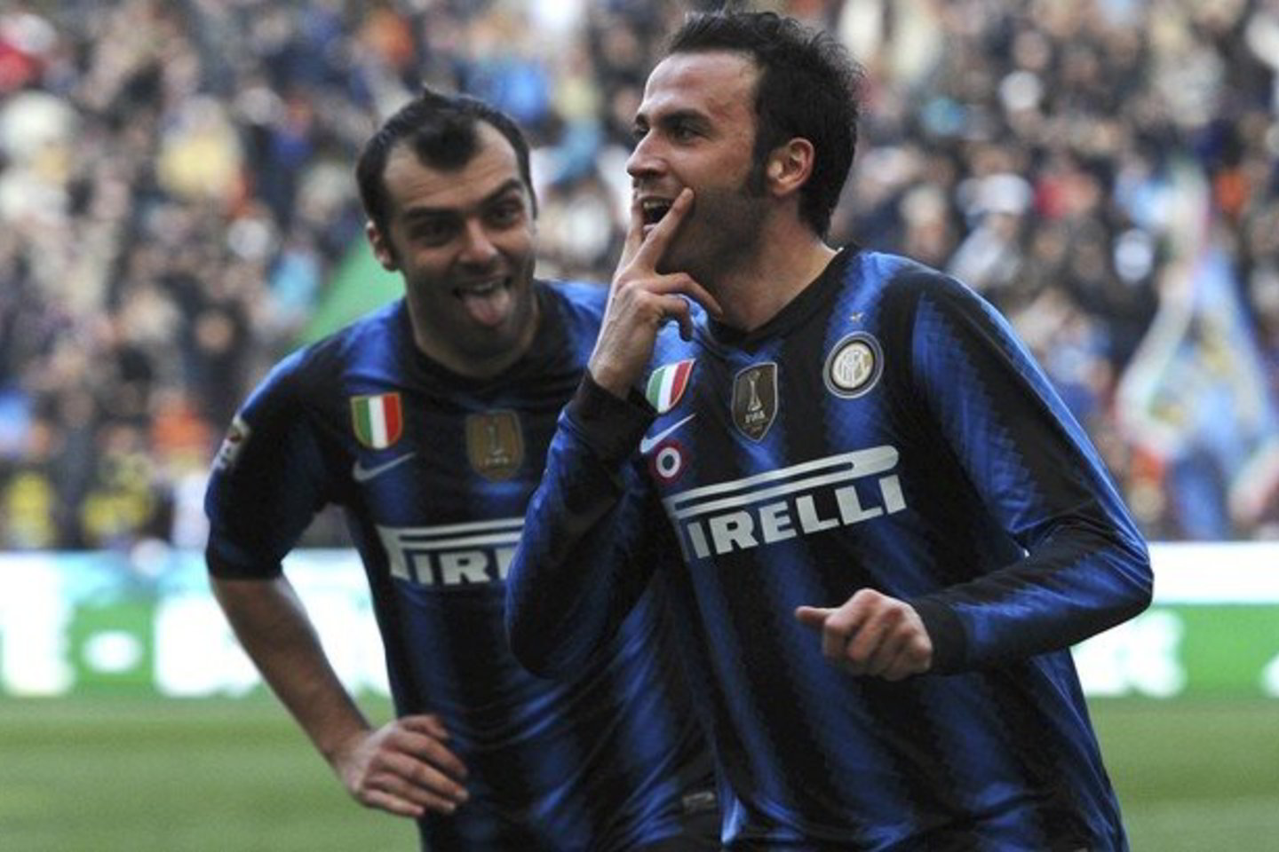 "Inter" futbolininkai alsuoja lyderiams į nugaras.