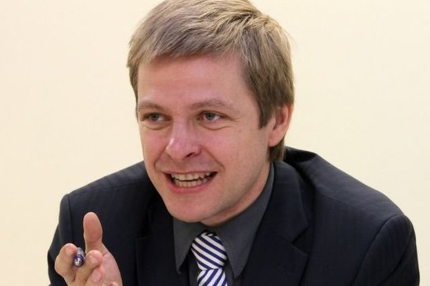 „Manau, kad yra natūralu, jog Liberalų sąjūdžio ministras būtų ir partijos nariu", - sako R.Šimašius.