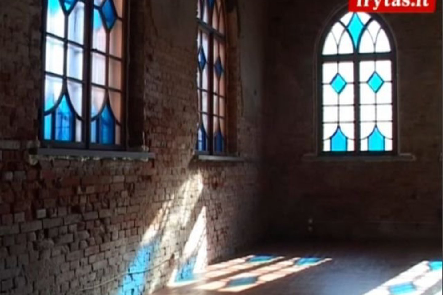 Sinagogas interjeras dar bus restauruojamas.