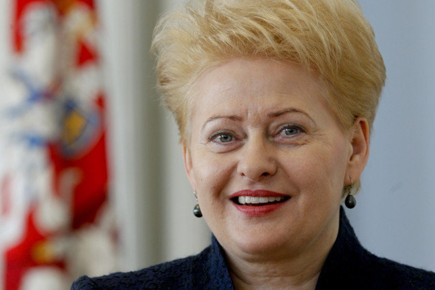 Prezidentė Dalia Grybauskaitė sako, kad Velykos yra atbundančio pasaulio šventė.