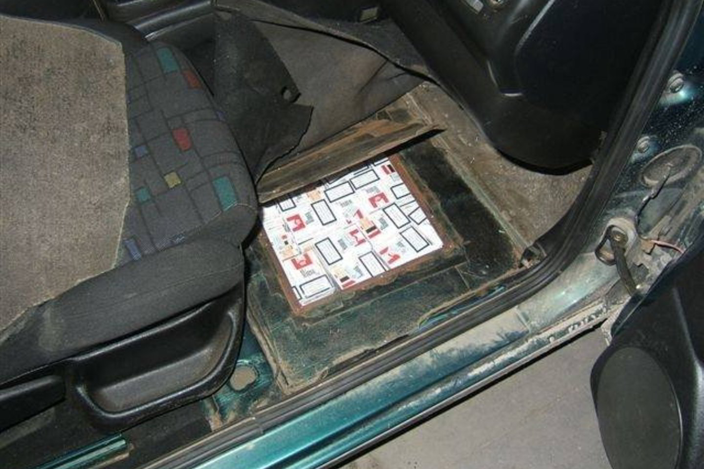 Sulaikyta 850 pakelių cigarečių, kurių vertė juodojoje rinkoje daugiau kaip 6 tūkst. litų.