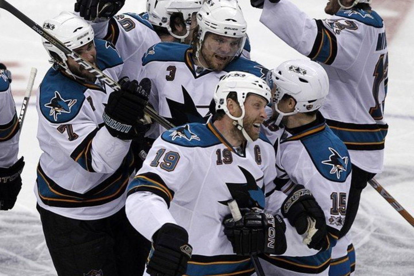 „Sharks“ prasimušė į pusfinalį.