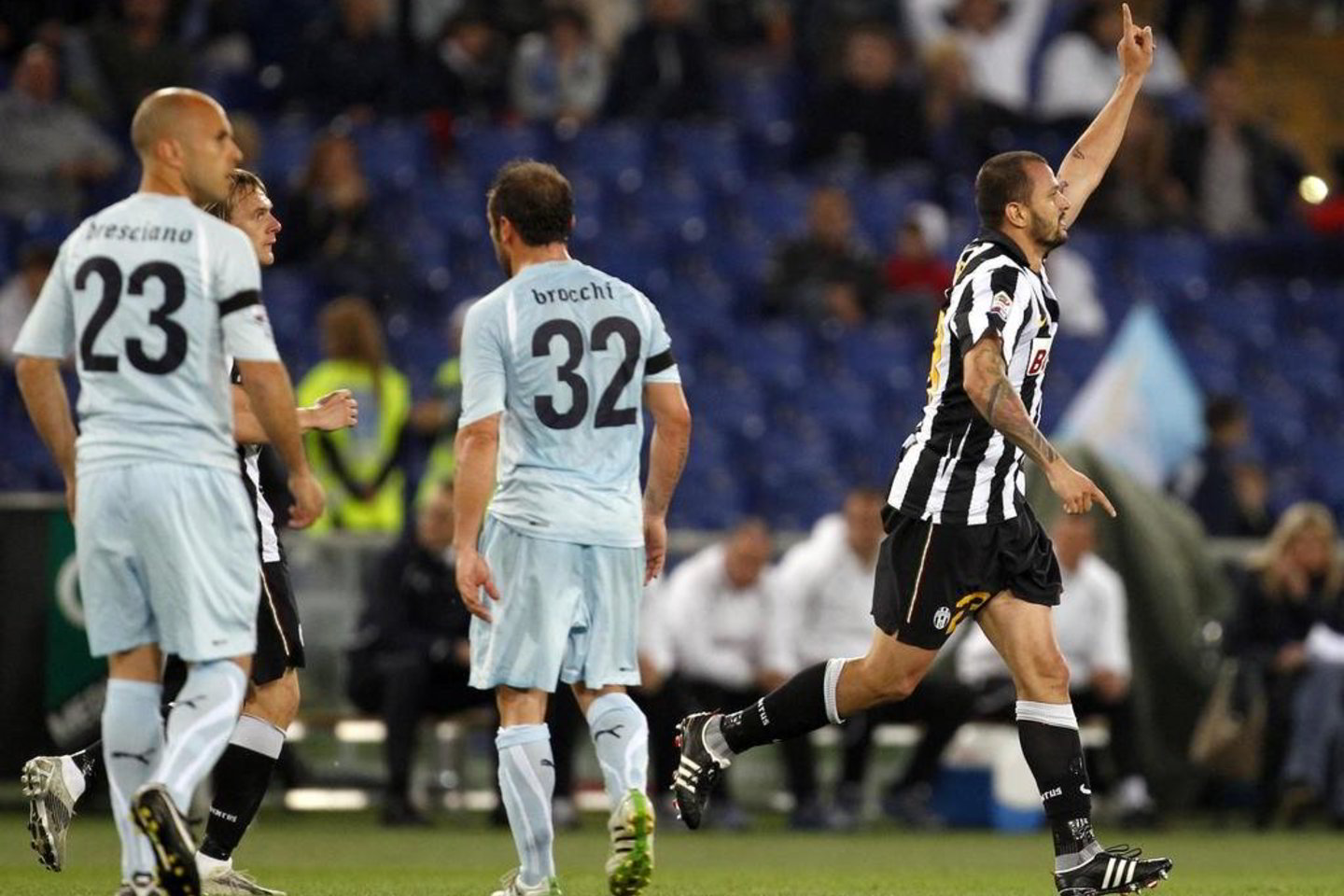 Pergalė "Juventus" ekipai atvėrė galimybę palypėti keliomis pozicijomis aukščiau.