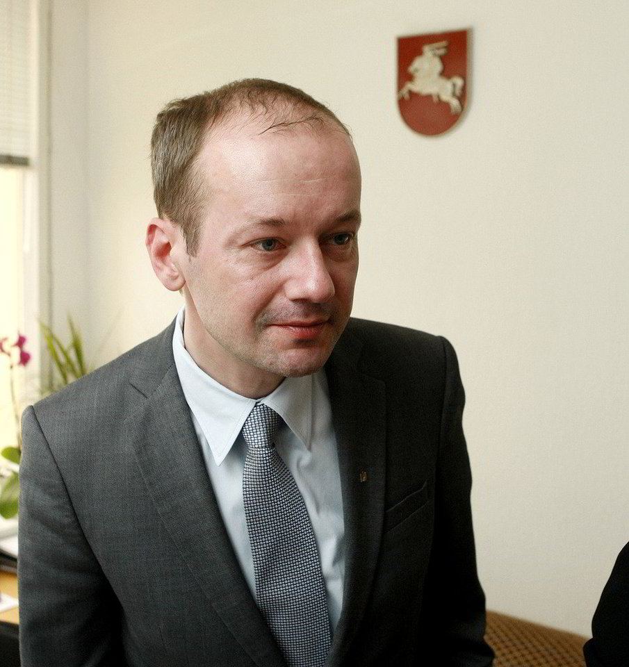 R.Žilinsko vaiko istorija narpliojama toliau.